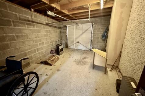 Integral Garage