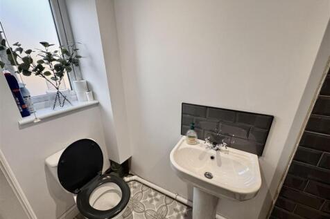 Downstairs Shower Room