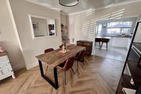Lounge/Diner