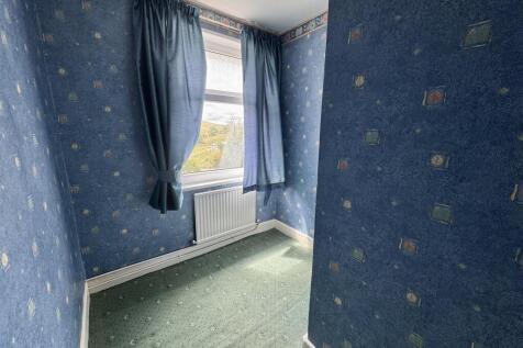L Shape Bedroom 3