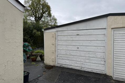 Single Garage