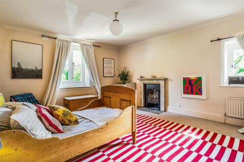 Bedroom 2.jpg