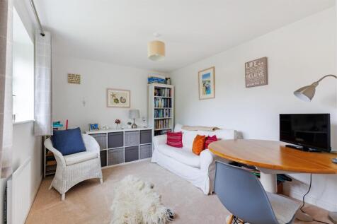 92548_21 June Lewis Way (19).jpg