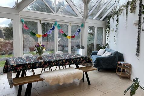 Rosare - Conservatory 1.jpg