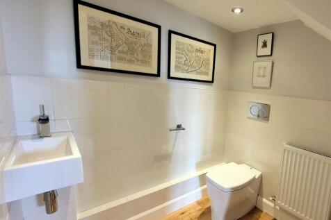 Cloakroom New.jpg