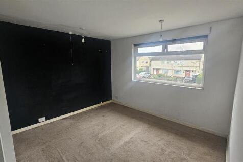 8 bacton 4.jpg