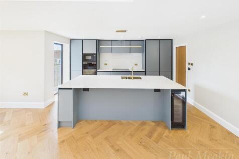 Kitchen/ Living area