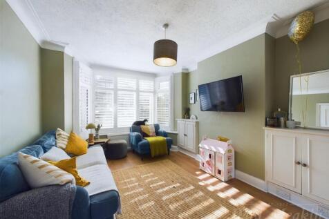 Living/ DIning Room
