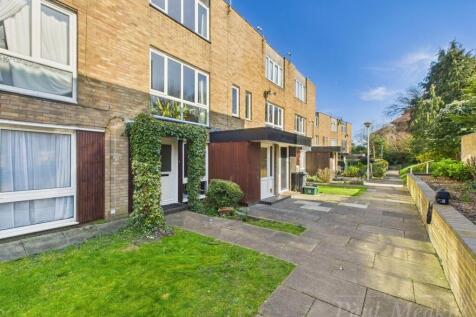 Leyburn Gardens