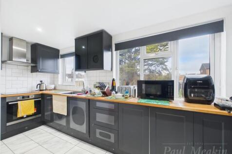 Kitchen/ Reception Room