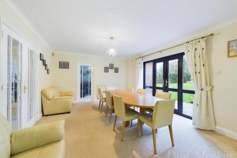Kitchen/ Breakfast room