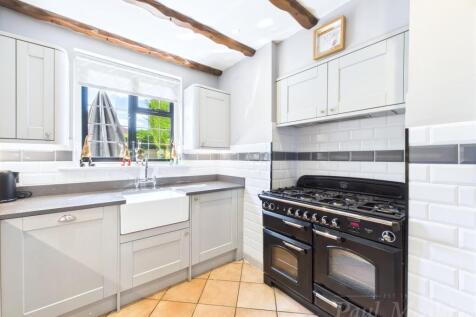 Kitchen/ Breakfast Room