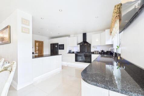 Kitchen/ Breakfast room