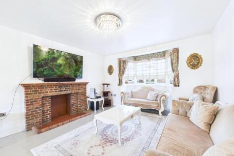 Open Plan Living/ Dining