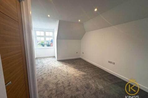 2 Carpenter Close...