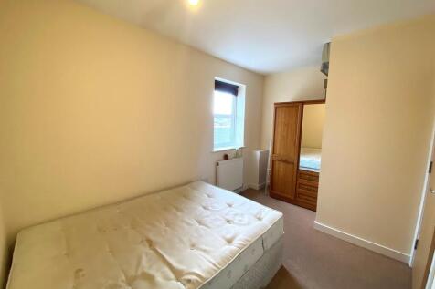 Flat B