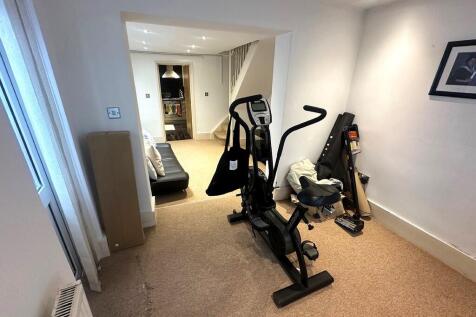 Flat 2