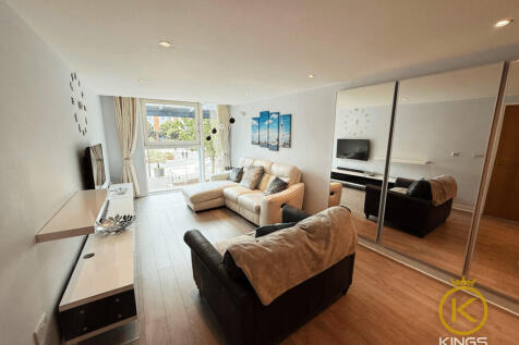 N1 THE CRESCENT