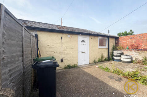 125 EASTNEY STUDI...