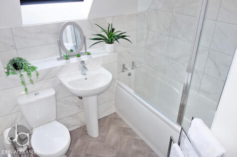13 Bathroom