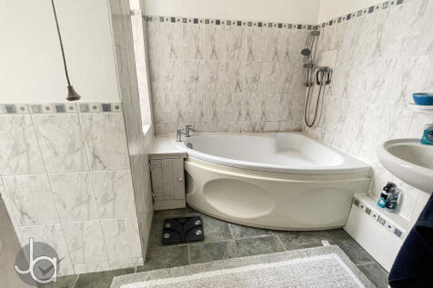 20251018_10502710...