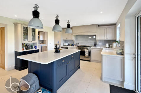 20251028_10231464...