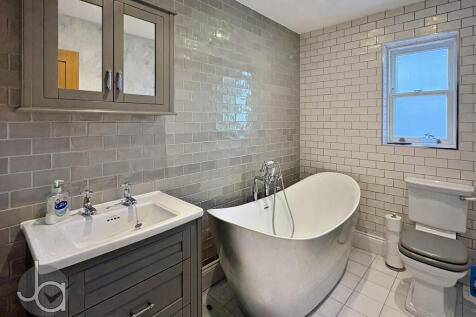 20251028_10311852...