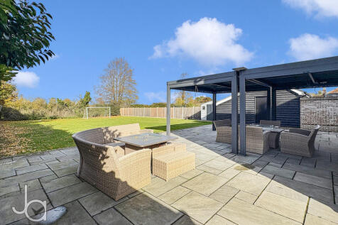 20251028_10400819...