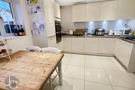 20251110_15244010...