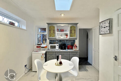 20251209_14475039...