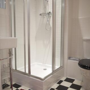 Ensuite