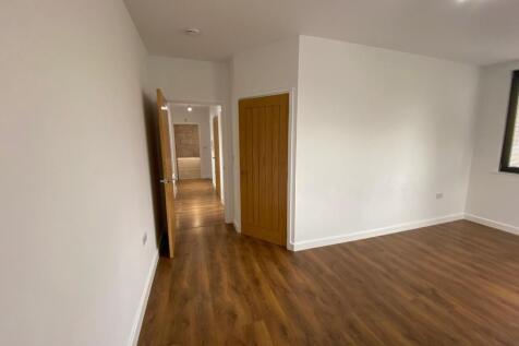 Bedroom 2 &#43;wardrobe