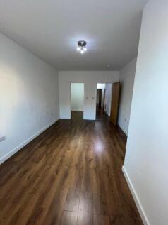 Bedroom 1 &#43; dressing