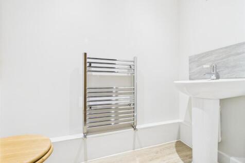 Cloakroom WC