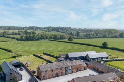 The Granary View To Rear