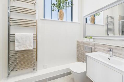 Bedroom Two En-Suite