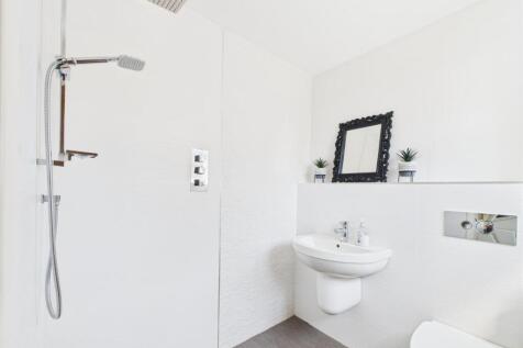 Wet/Shower Room