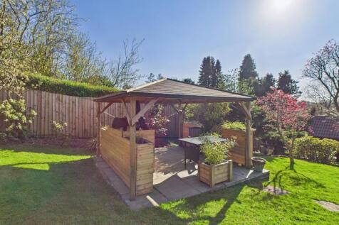 Bespoke Barbeque Area