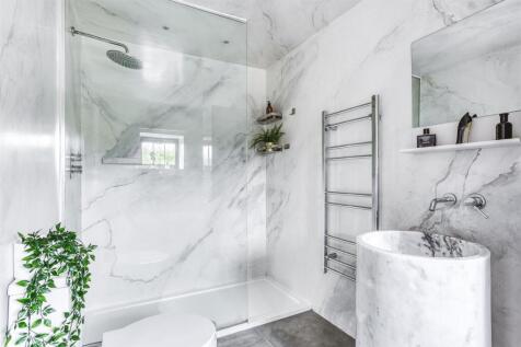 En-Suite One