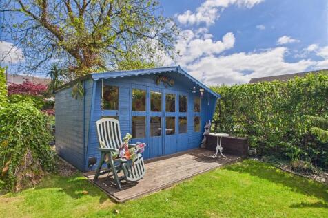 Large Sunny Garden