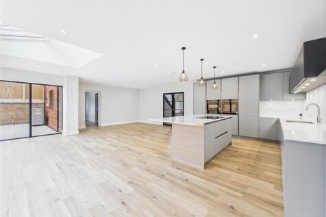 Living/Dining Kitchen