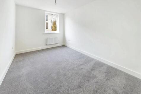 Bedroom 2.jpeg