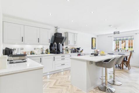 Living Kitchen/Dining/Family Room