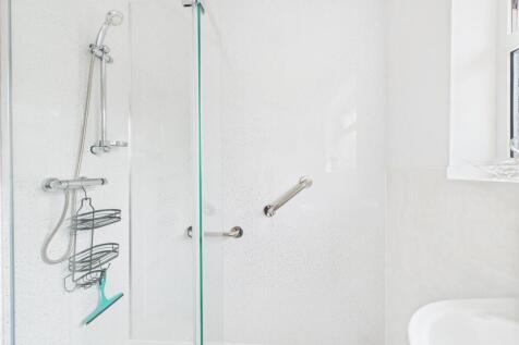 Shower Room/Bathroom