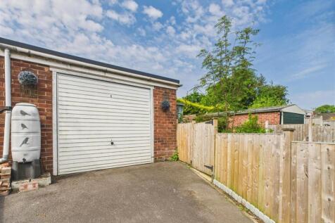 Large Single Brick Detached Garage