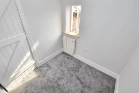 Bedroom 2.jpeg