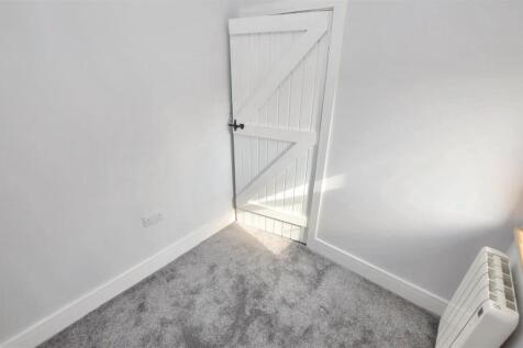 Bedroom 2 Study.jpeg