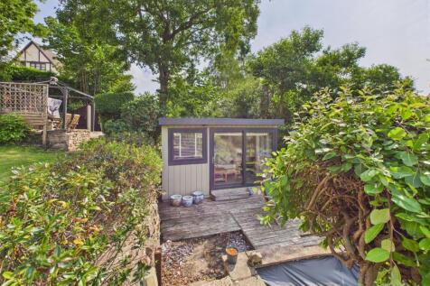 Detached Home Office / Summerhouse