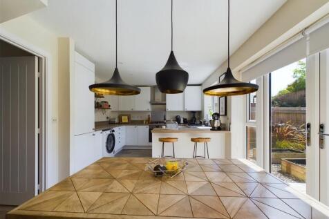 Superb Living Kitchen/Dining Room