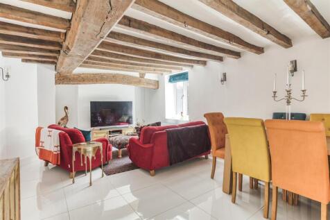 Dining/Snug Area
